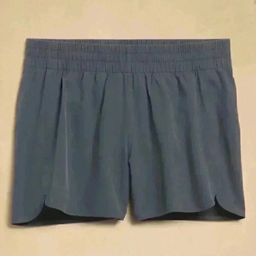 Banana Republic Active Running Short - Picture 2 of 11